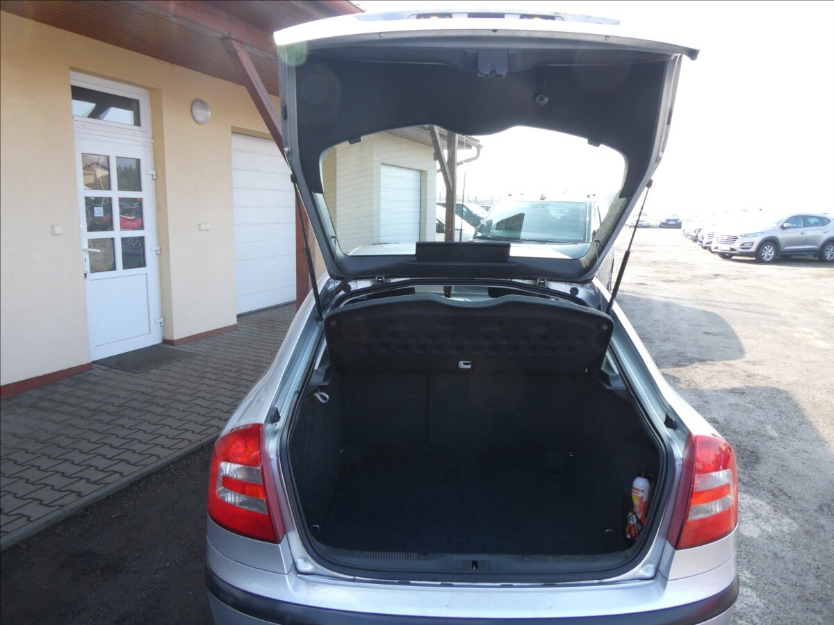 Škoda Octavia Sedan / Limuzína 1,6 l 85 kw