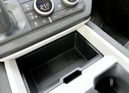 Land Rover Defender SUV / Terénní 3,0 l 147 kw