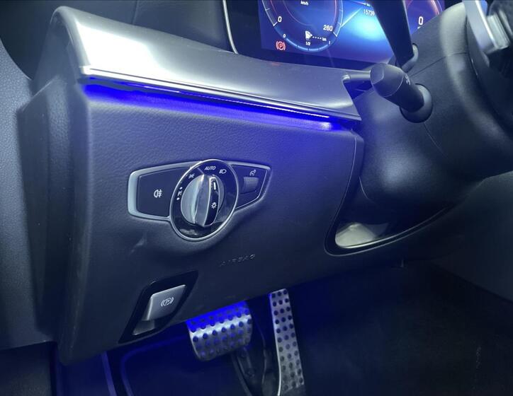 Mercedes-Benz Třídy E 11