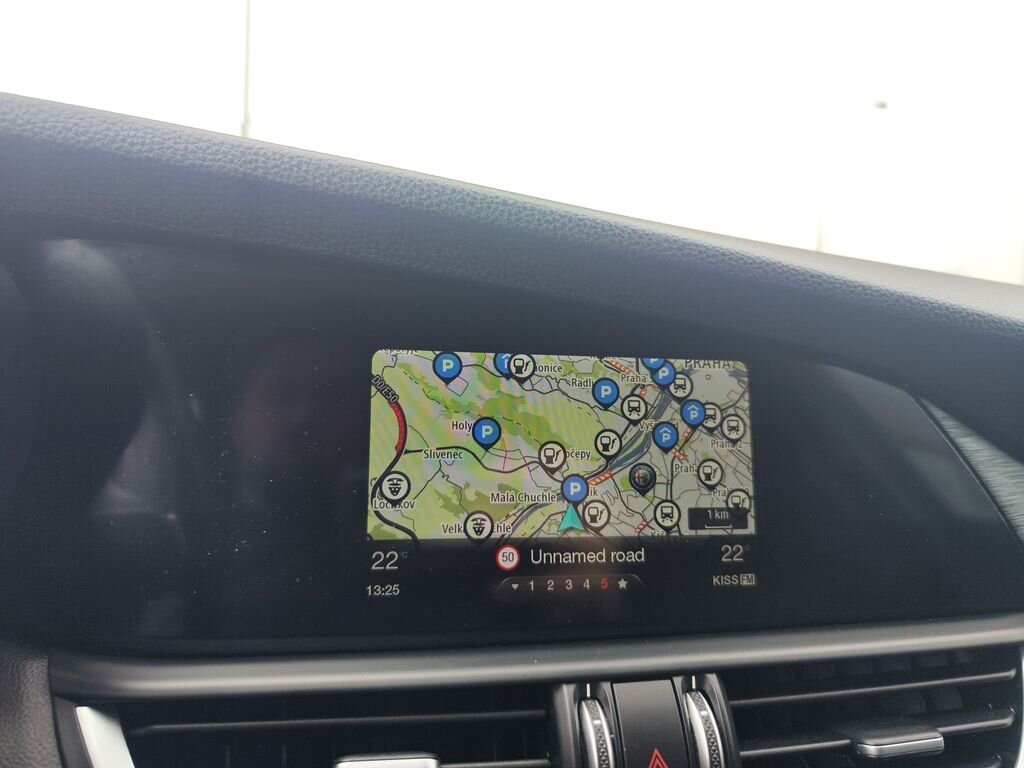 Alfa Romeo Giulia Sedan / Limuzína 2,1 l 110 kw