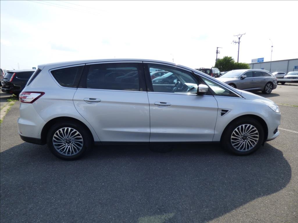 Ford S-MAX MPV 2,0 l 110 kw