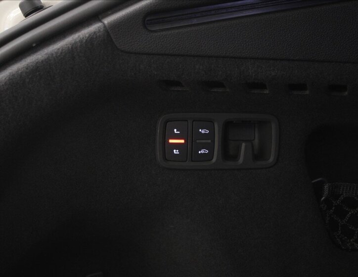 Audi Q8 SUV 3,0 l 210 kw