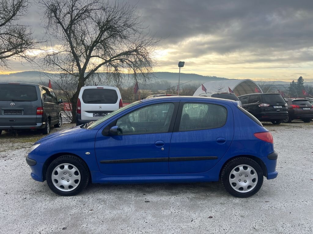Peugeot 206
