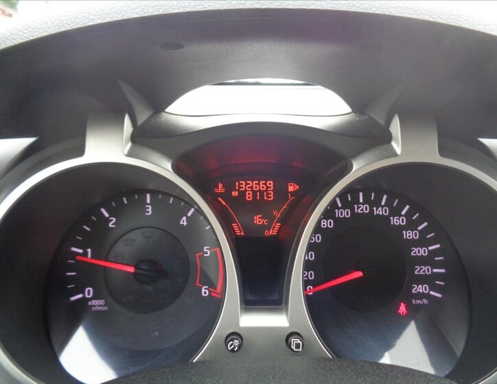 Nissan Juke Hatchback 1,5 l 81 kw