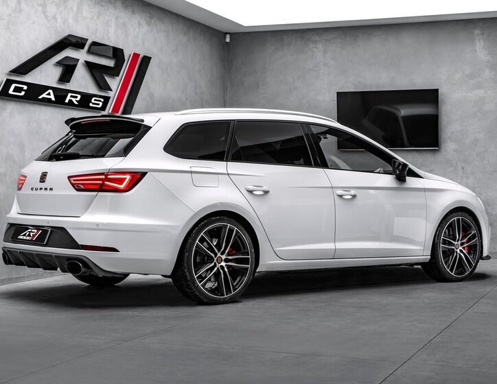 Seat Leon Kombi 2,0 l 221 kw