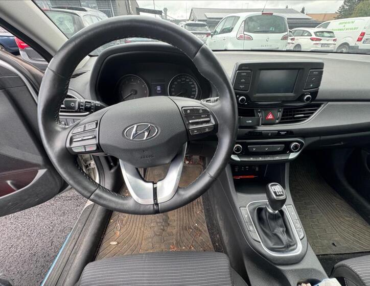 Hyundai i30 6