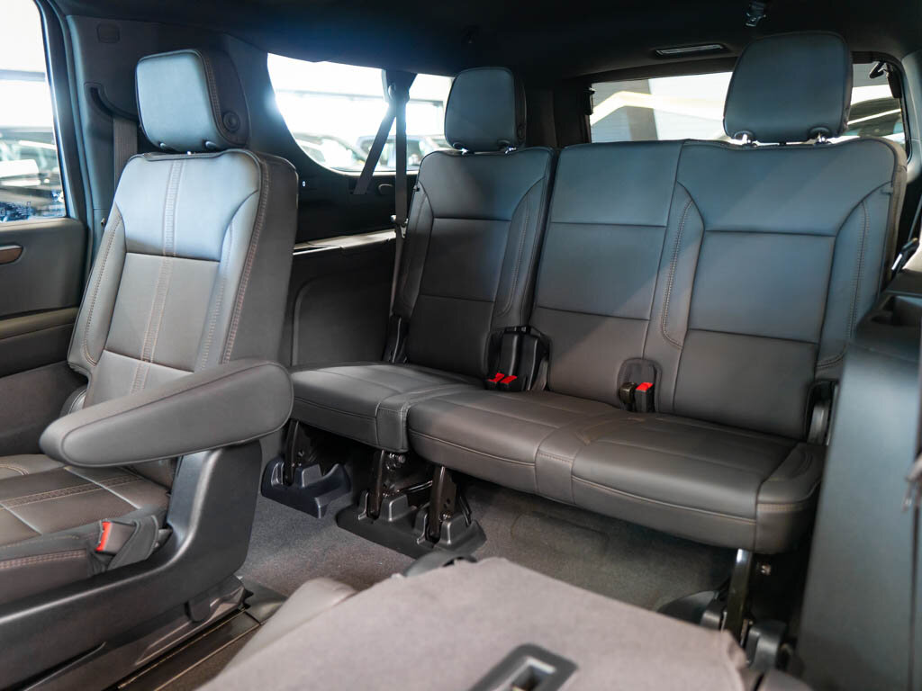 Chevrolet Suburban SUV / Terénní 6,2 l 313 kw