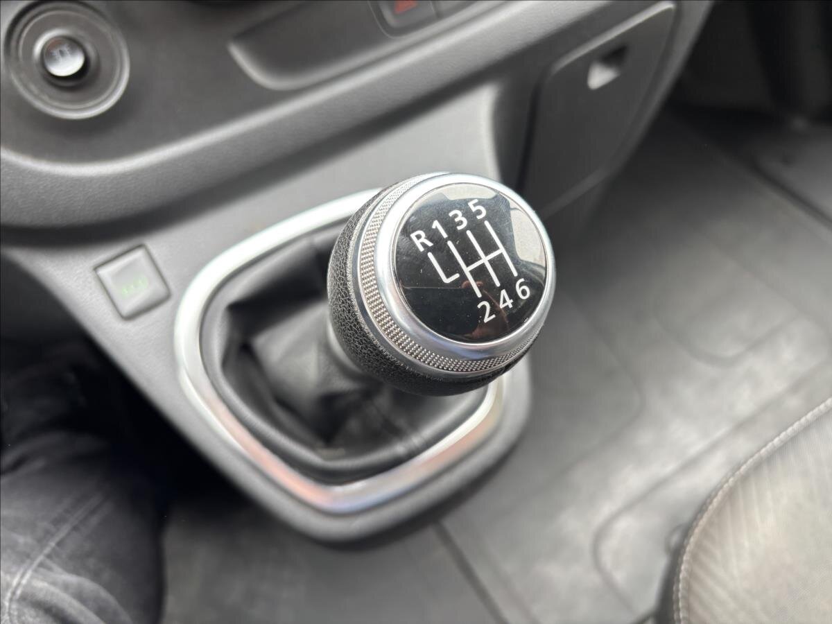 Renault Trafic Skříň 2,0 l 88 kw