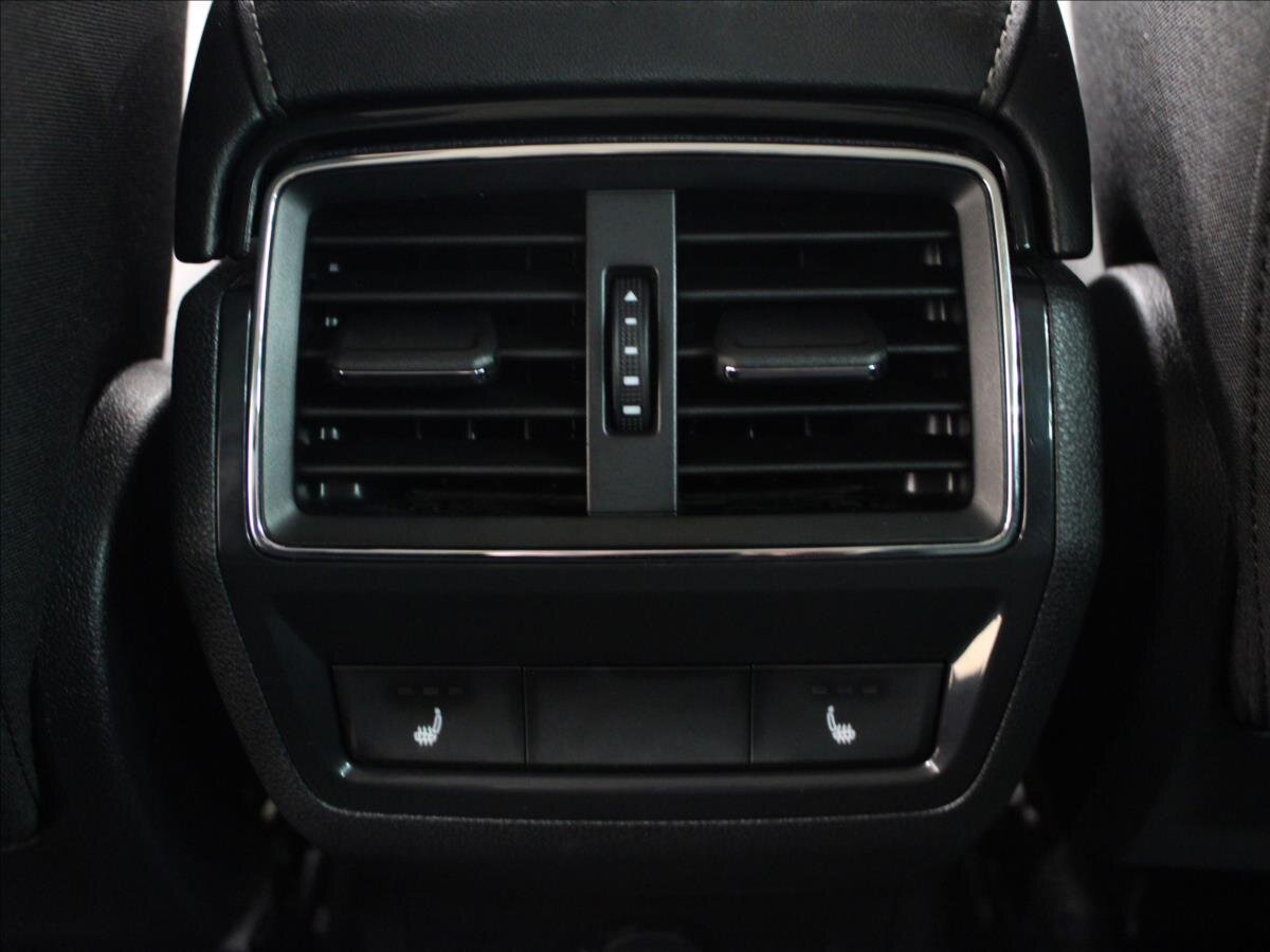 Škoda Karoq Kombi 2,0 l 110 kw