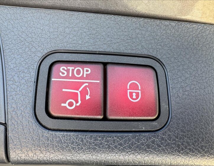 Mercedes-Benz GLB 30