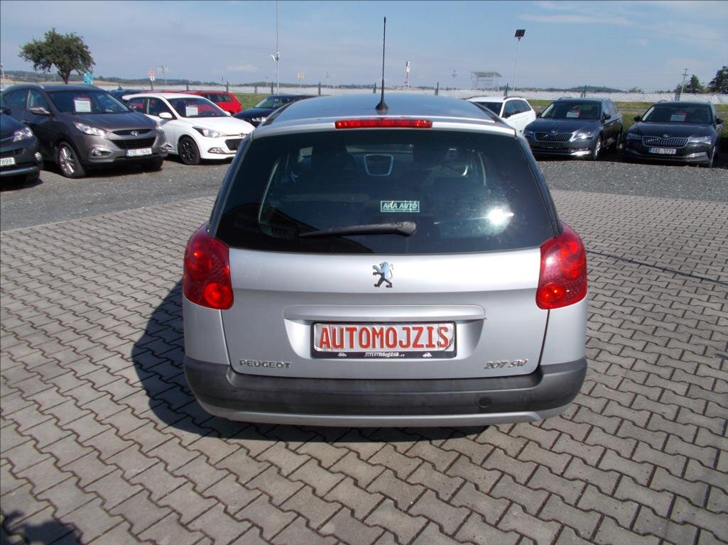 Peugeot 207 Kombi 1,4 l 70 kw
