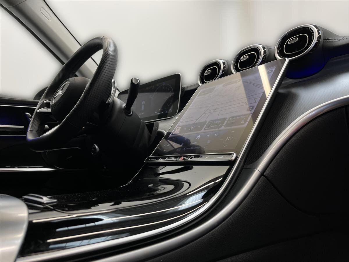 Mercedes-Benz Třídy C Kombi 2,0 l 145 kw