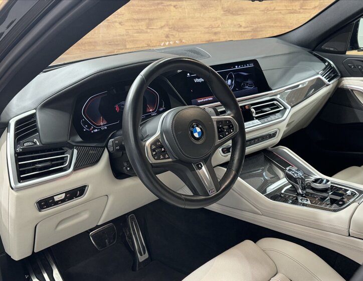 BMW X6 SUV / Terénní 3,0 l 250 kw
