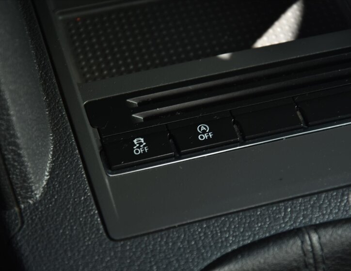 Volkswagen Touran MPV 1,6 l 77 kw