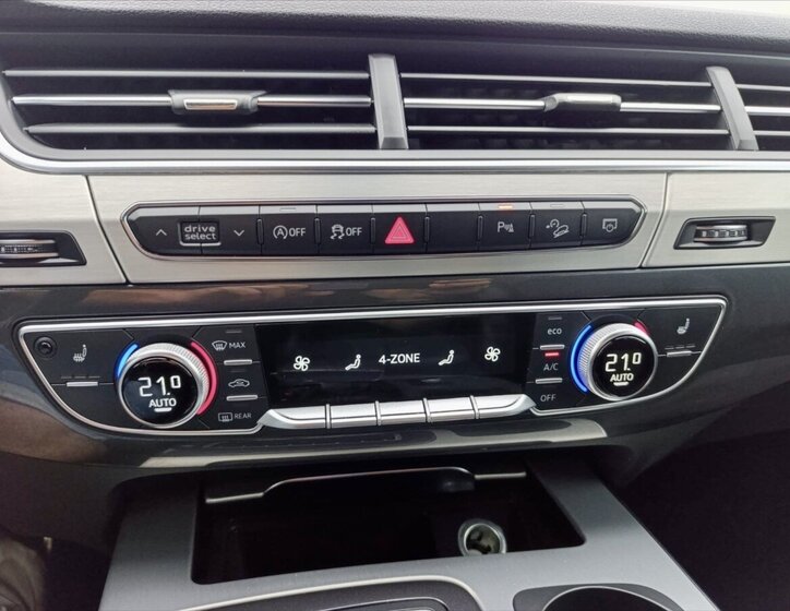 Audi Q7 SUV / Terénní 3,0 l 210 kw