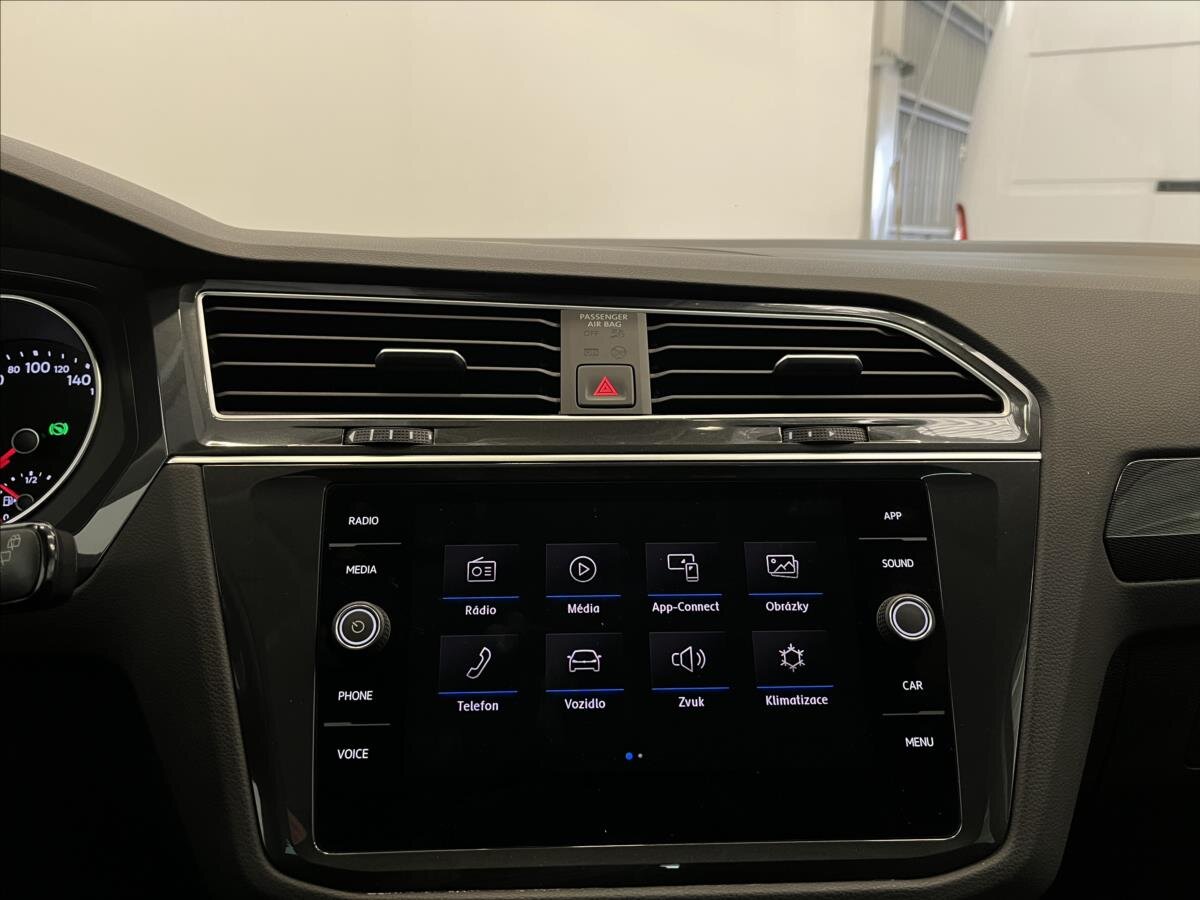 Volkswagen Tiguan SUV / Terénní 2,0 l 110 kw