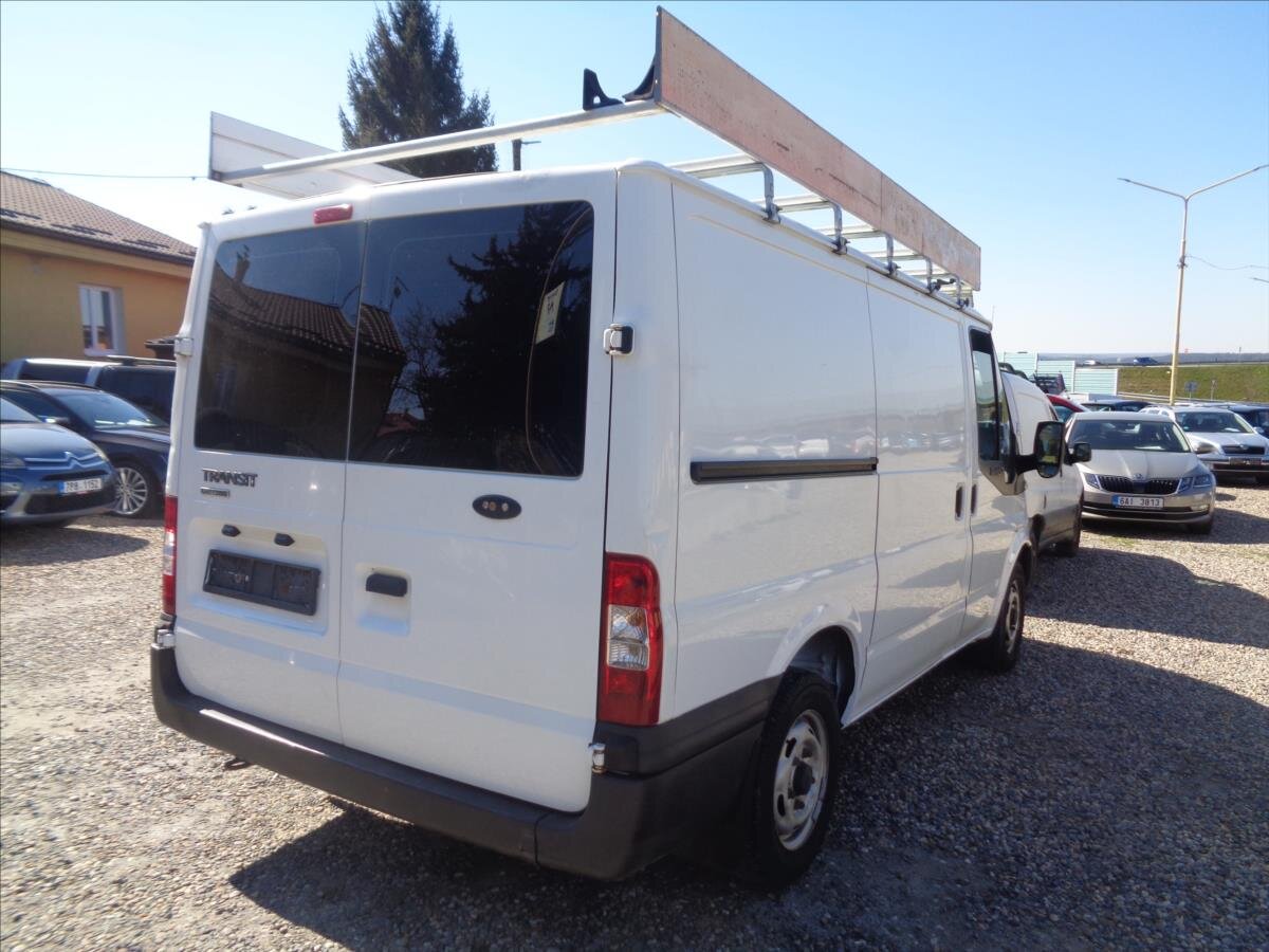 Ford Transit Skříň 2,2 l 74 kw
