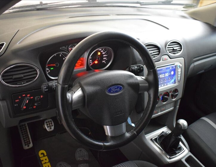 Ford Focus Kombi 1,6 l 74 kw