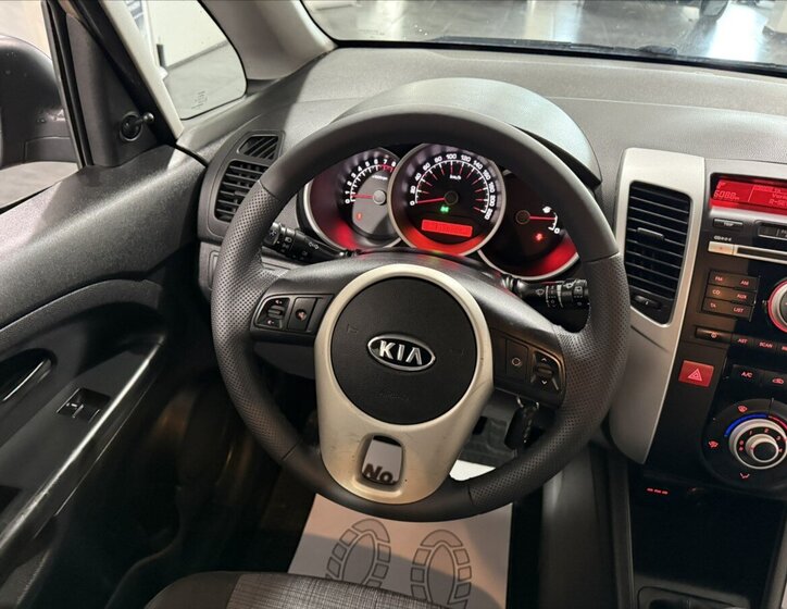 KIA Venga MPV 1,4 l 66 kw