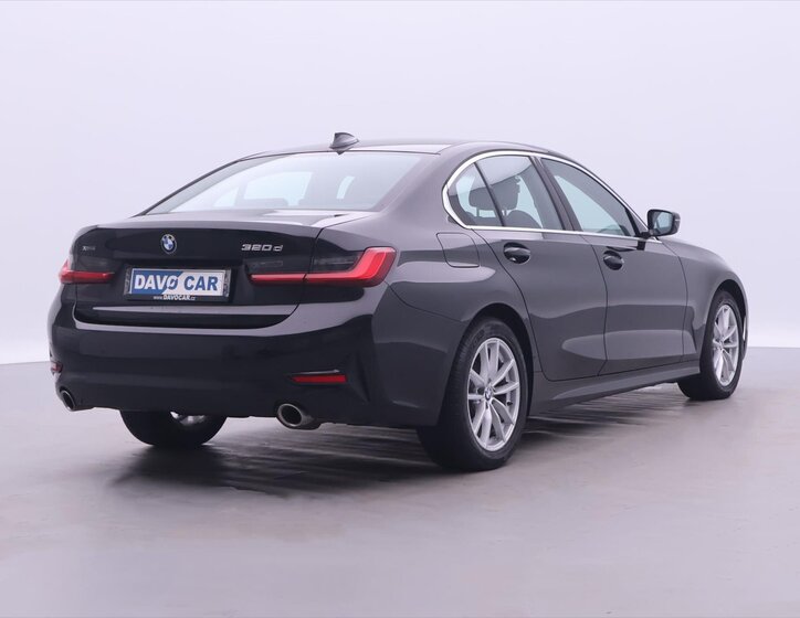 BMW Řada 3 Sedan / Limuzína 2,0 l 140 kw