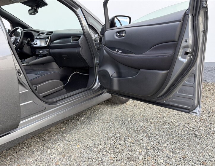 Nissan Leaf Hatchback 0,0 110 kw
