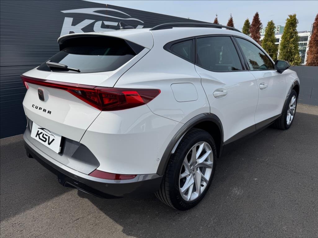 Cupra Formentor SUV / Terénní 2,0 l 110 kw