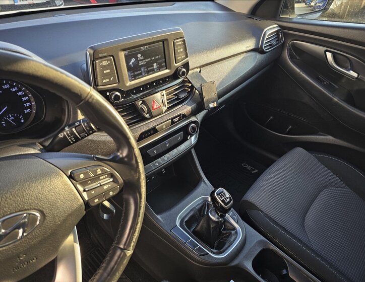 Hyundai i30 Kombi 1,6 l 81 kw