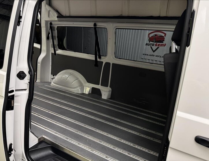 Volkswagen Transporter Ostatní 2,0 l 81 kw