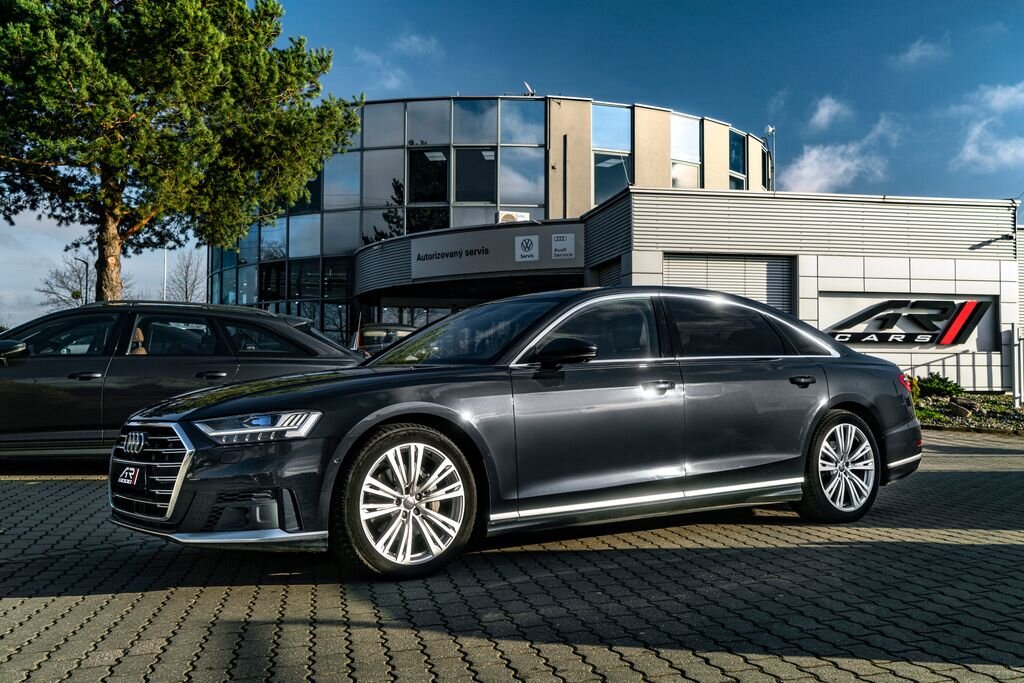 Audi A8