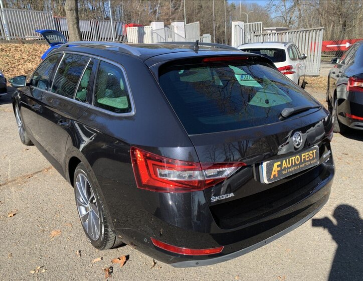 Škoda Superb Kombi 2,0 l 140 kw