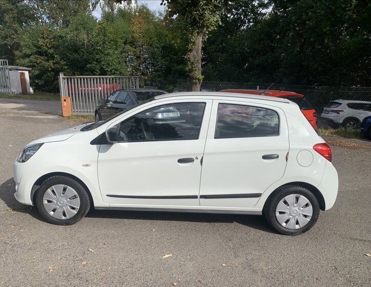 Mitsubishi Space Star 8