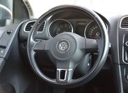 Volkswagen Golf 24