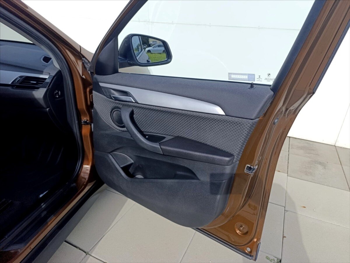 BMW X1 SUV 2,0 l 110 kw