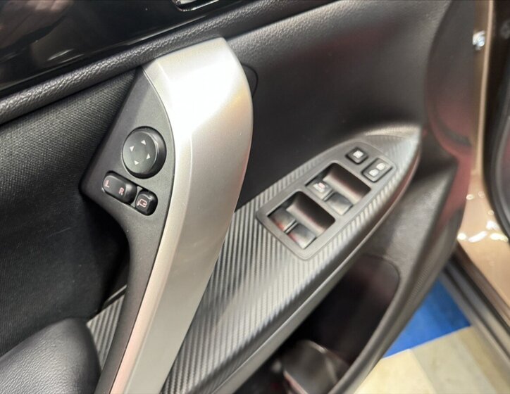 Mitsubishi Eclipse SUV / Terénní 2,4 l 138 kw