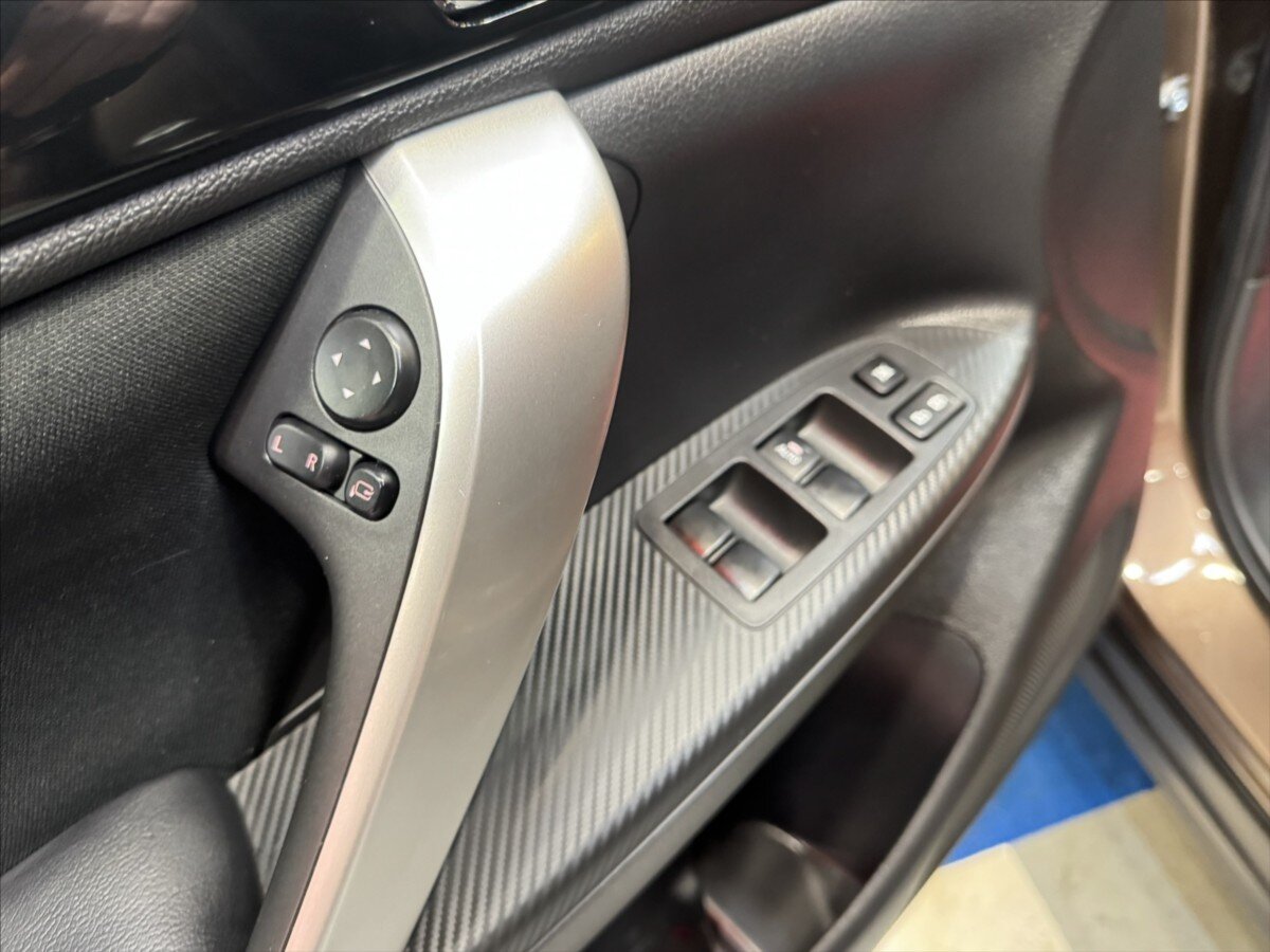 Mitsubishi Eclipse SUV / Terénní 2,4 l 138 kw