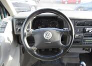 Volkswagen Multivan 14