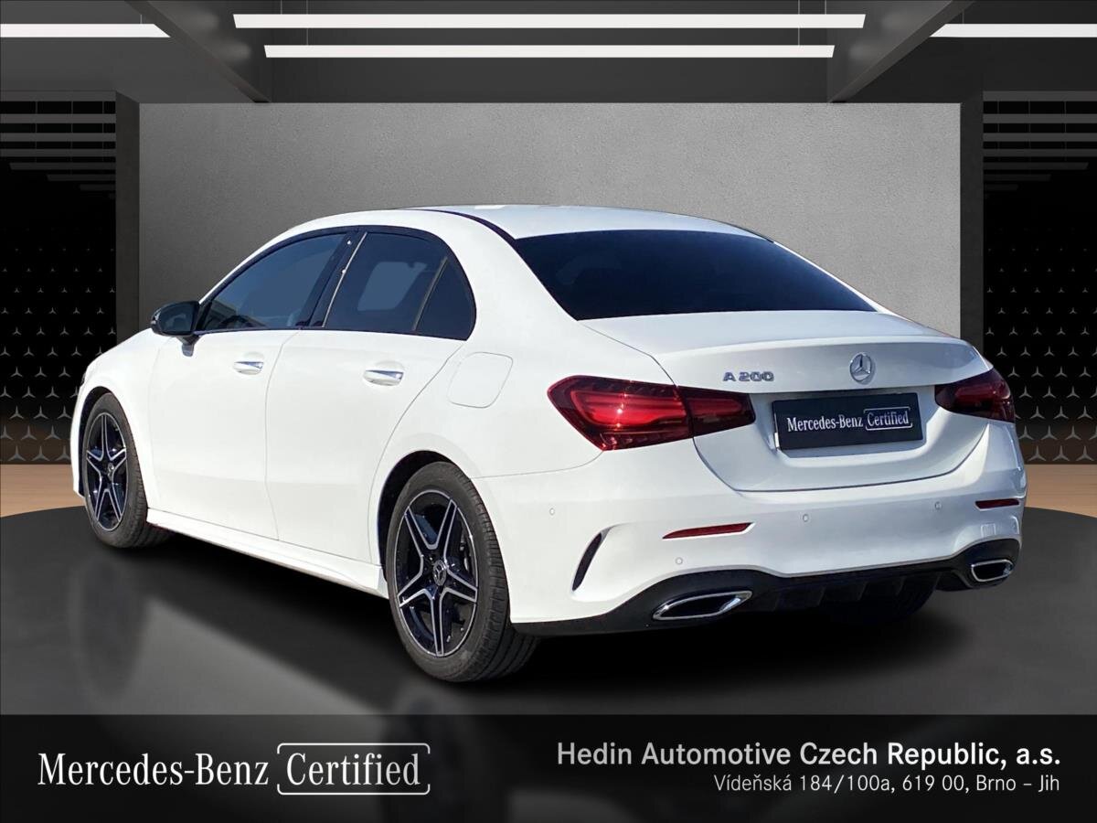 Mercedes-Benz Třídy A Sedan / Limuzína 1,3 l 120 kw