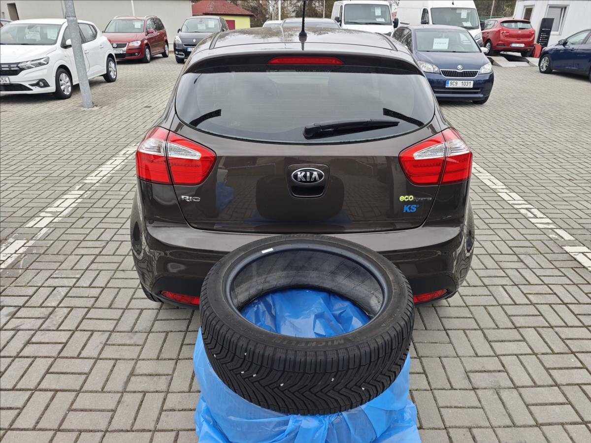 KIA Rio Hatchback 1,4 l 80 kw