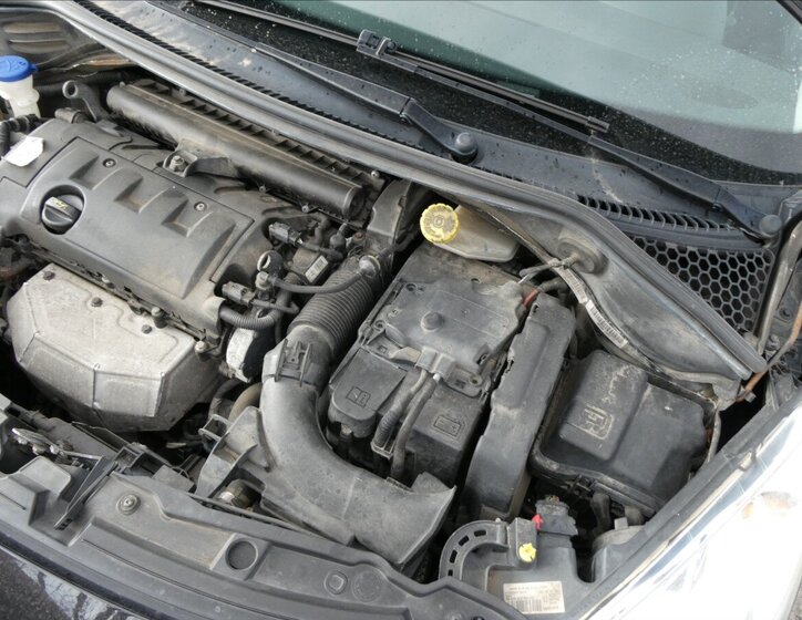 Peugeot 207 Kabriolet 1,6 l 88 kw