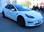 Tesla Model 3 Sedan / Limuzína 0,0 208 kw