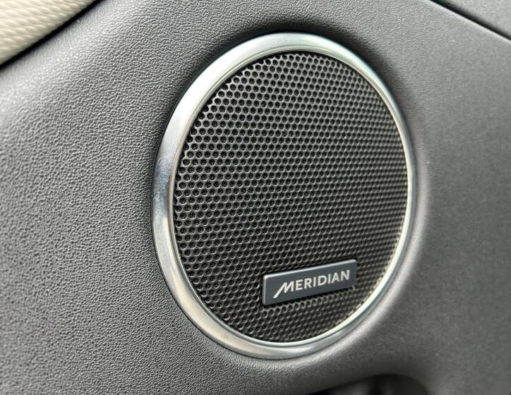 Land Rover Discovery Sport 10