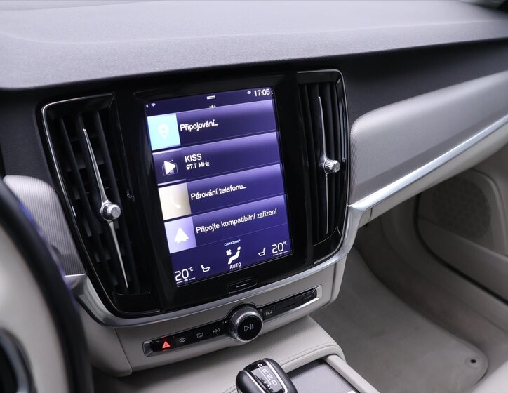 Volvo V90 Kombi 2,0 l 187 kw