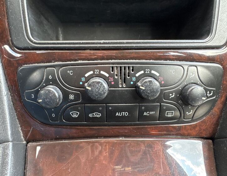 Mercedes-Benz Třídy C 12