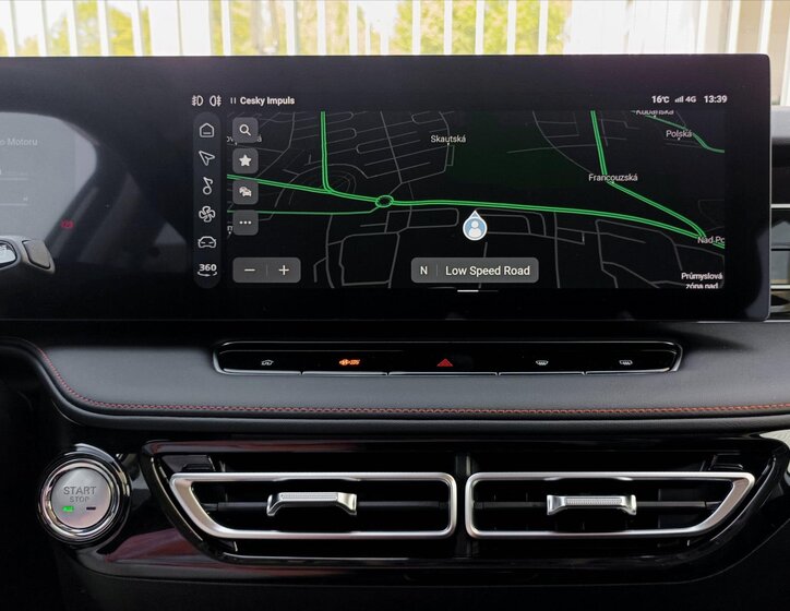 MG HS SUV 1,5 l 105 kw