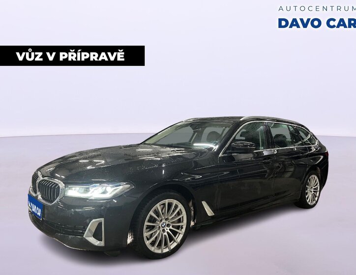BMW Řada 5 Kombi 3,0 l 210 kw