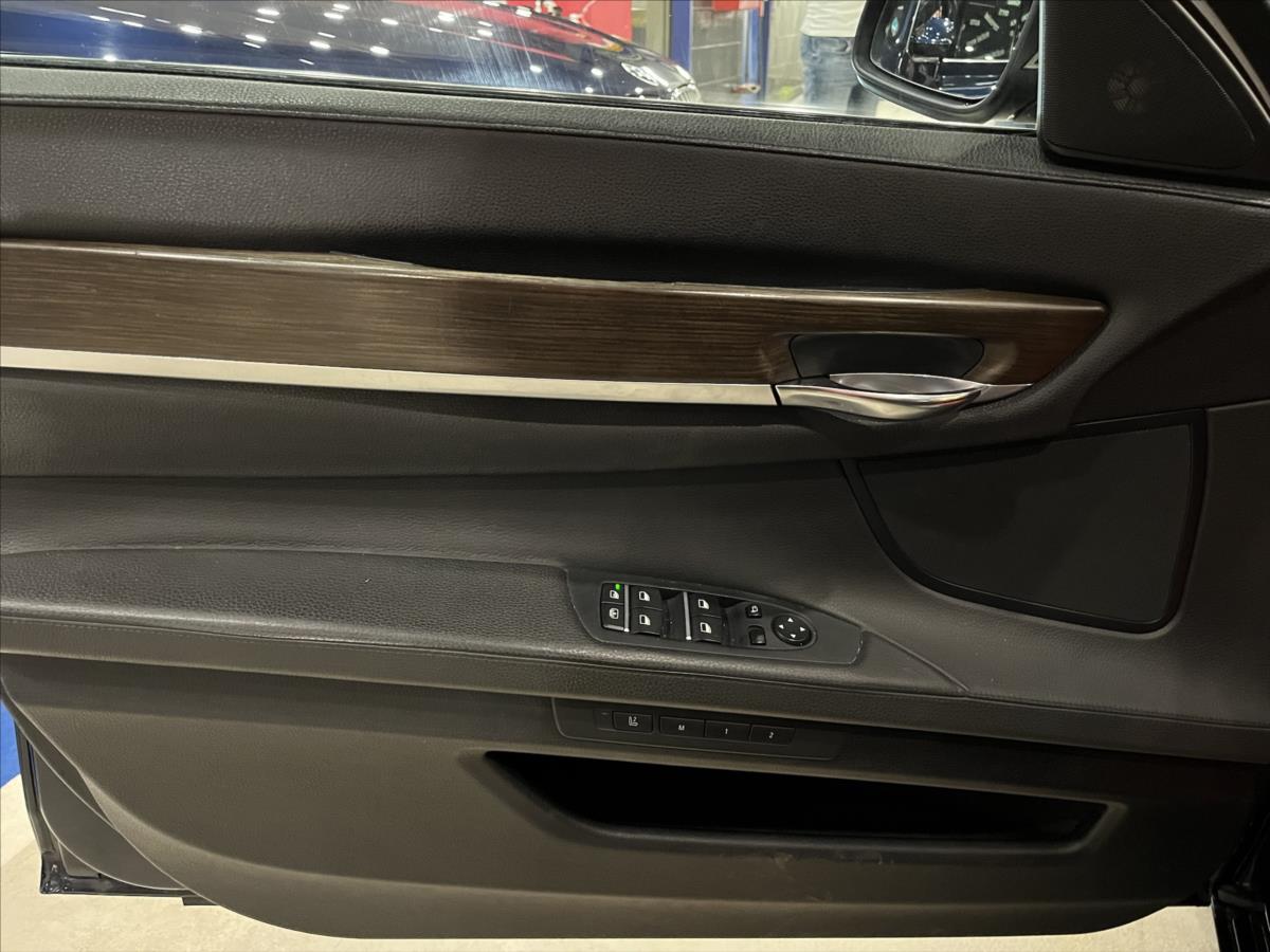BMW Řada 7