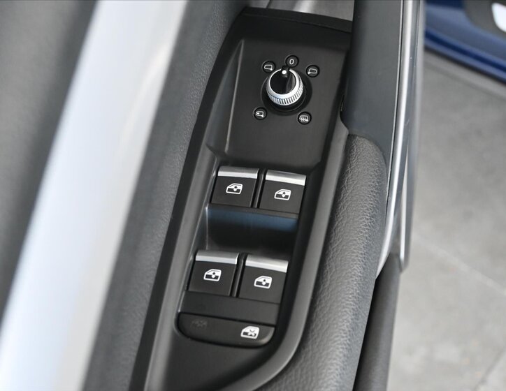 Audi Q5 SUV 2,0 l 140 kw