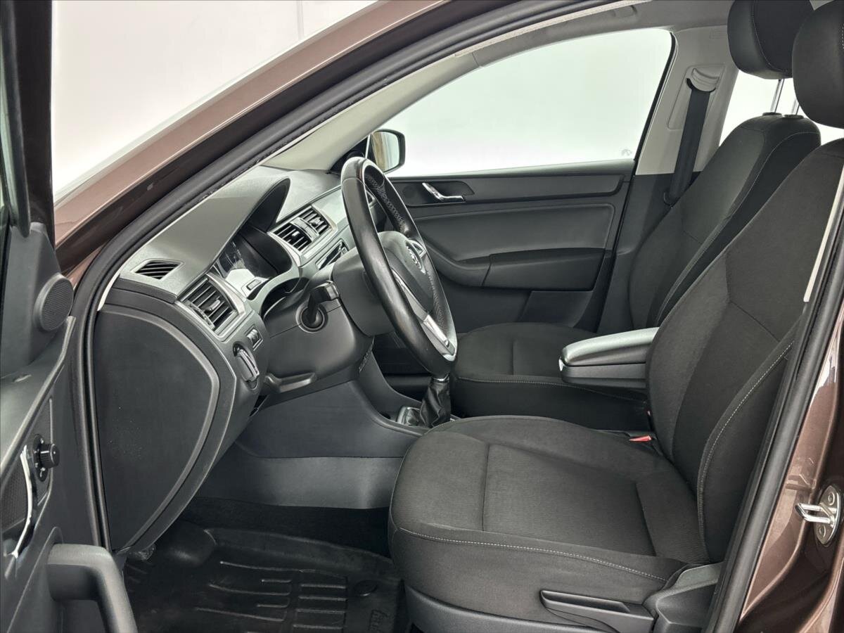 Škoda Rapid Liftback 1,2 l 81 kw