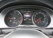 Volkswagen Passat 40