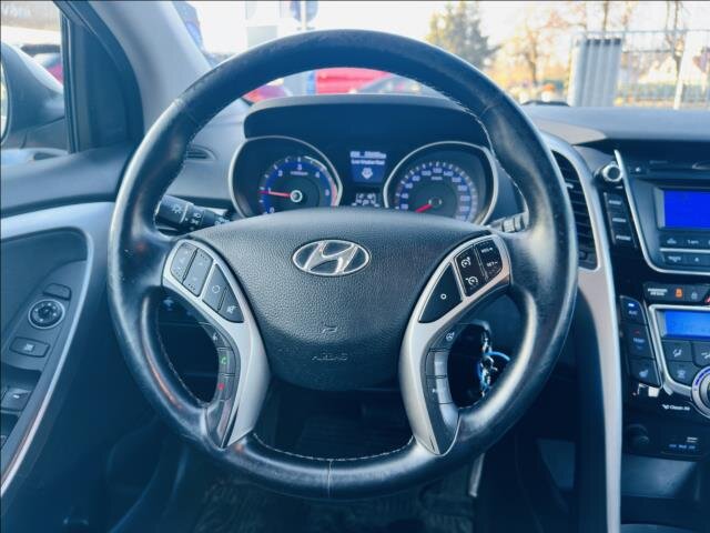 Hyundai i30 Kombi 1,6 l 81 kw